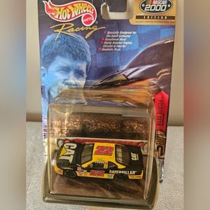 Hot Wheels 1:64 scale die cast car. #22 CATERPILLAR Ward Burton.  NWOT!